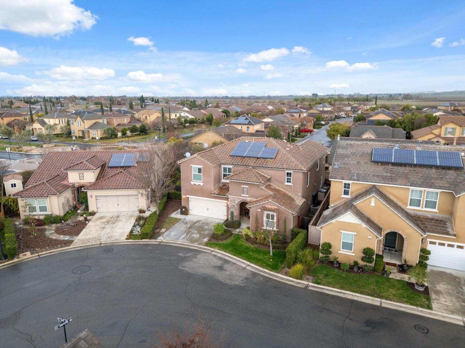 4217 Salem Lane Clovis, CA 93619 - Photo 40 of 57 a view of a city with a building in the background
