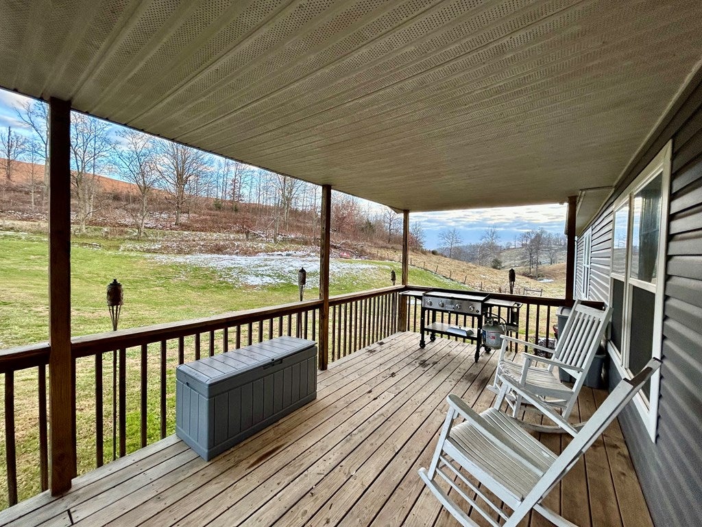 2091 Porter Hollow Road Castlewood, VA 24224 - Photo 5 of 27 Gallery Image 5