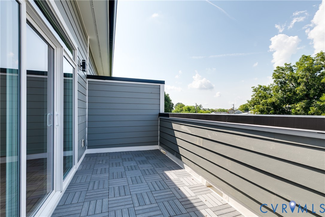 2917 R Street Richmond, VA 23223 - Photo 30 of 35 View of balcony