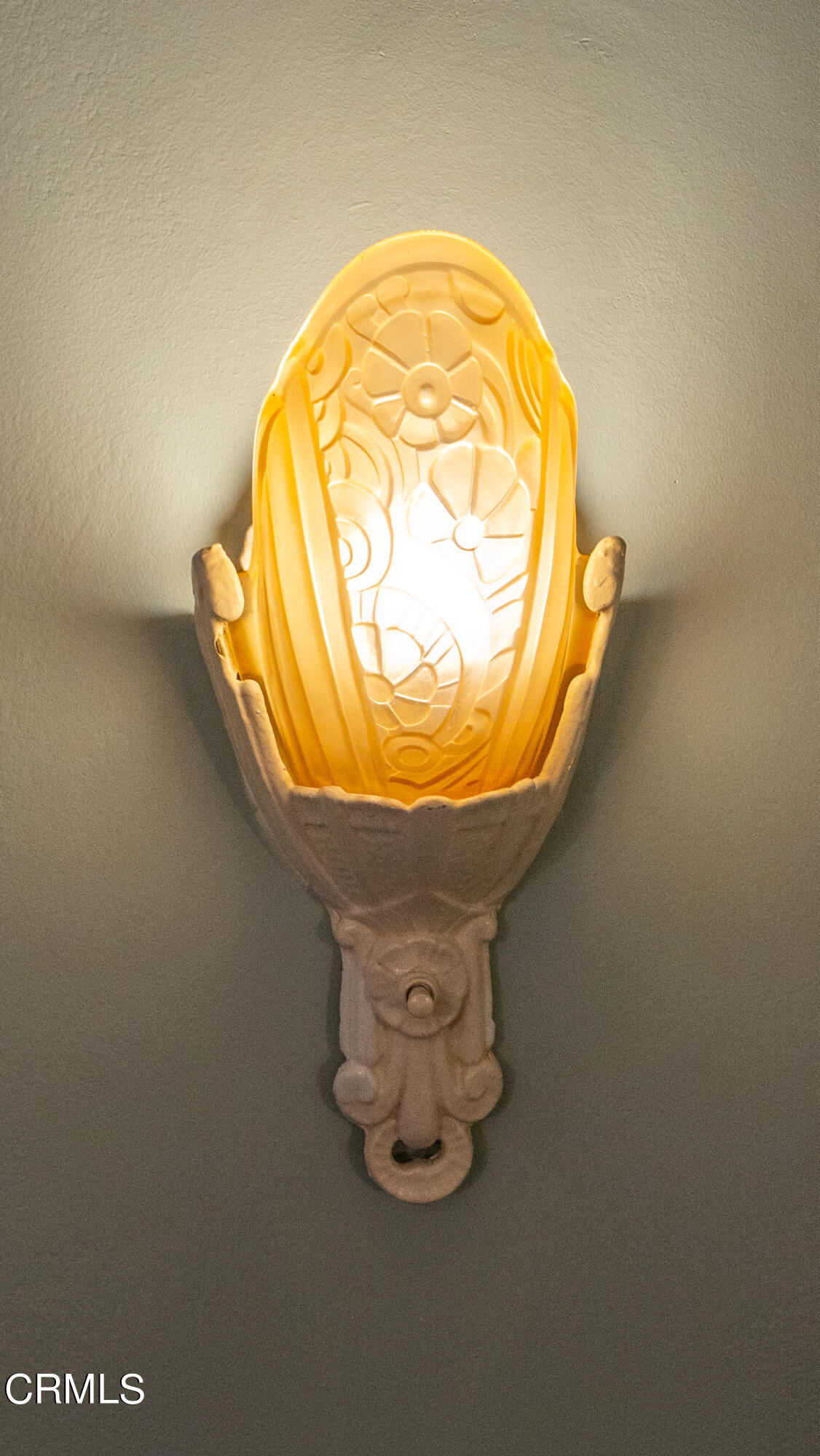 80 Grace Terrace, Unit 5 Pasadena, CA 91105 - Photo 21 of 52 a close view of tap