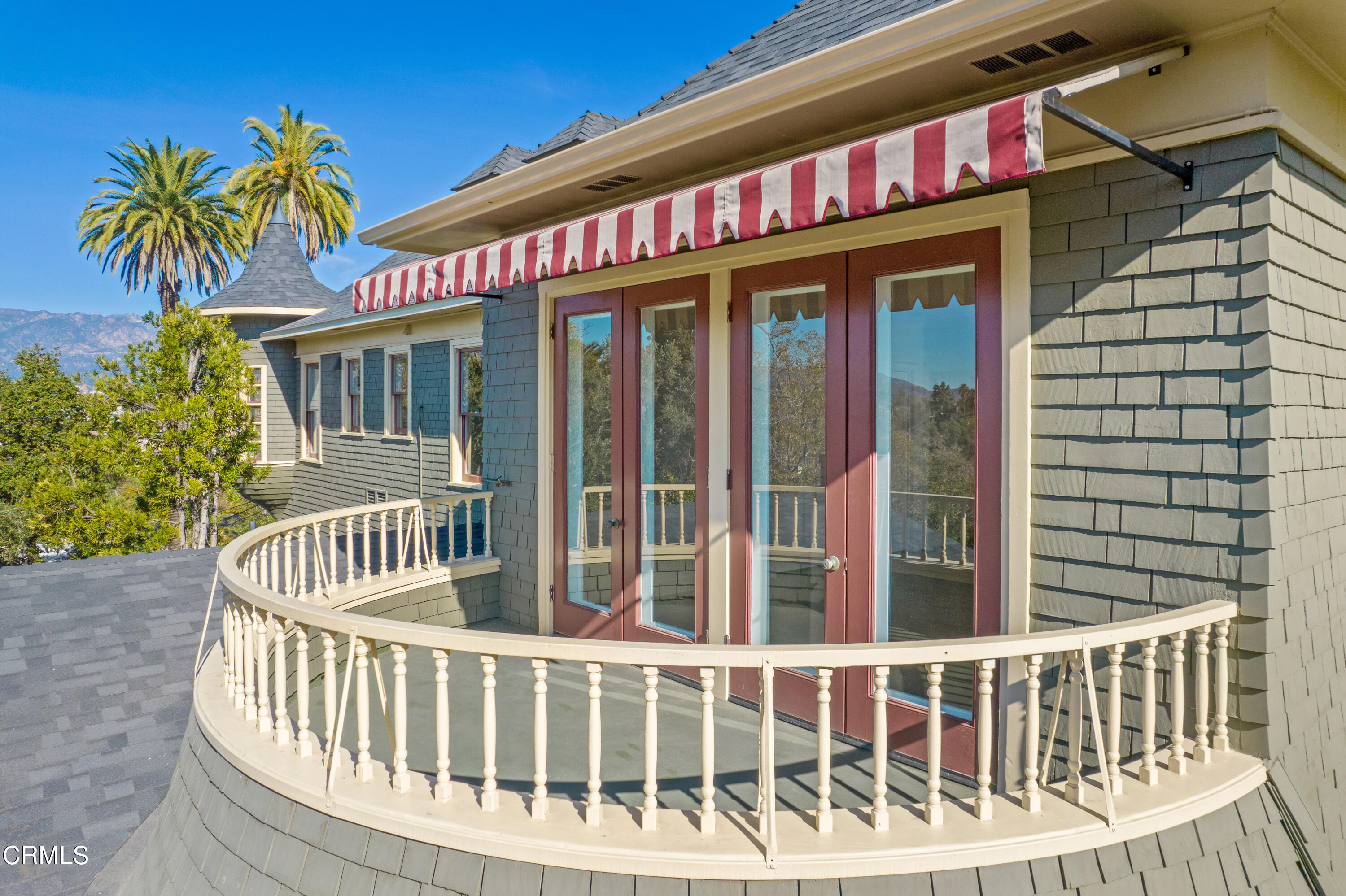 80 Grace Terrace, Unit 5 Pasadena, CA 91105 - Photo 31 of 52 a view of wooden house with large windows