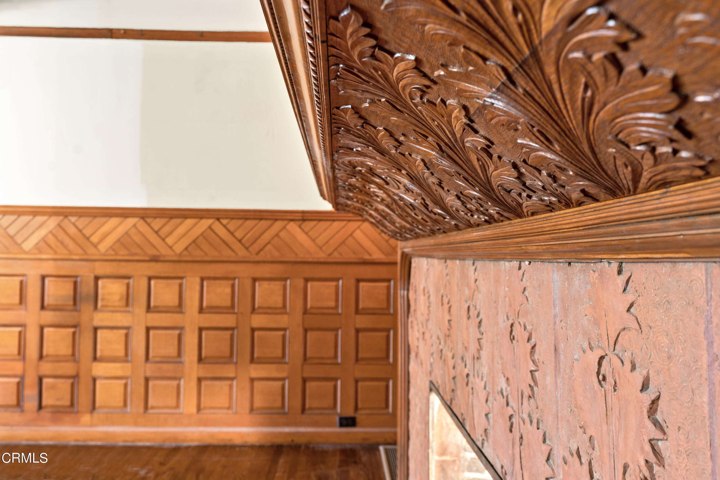 80 Grace Terrace, Unit 5 Pasadena, CA 91105 - Photo 50 of 52 a front view of a door