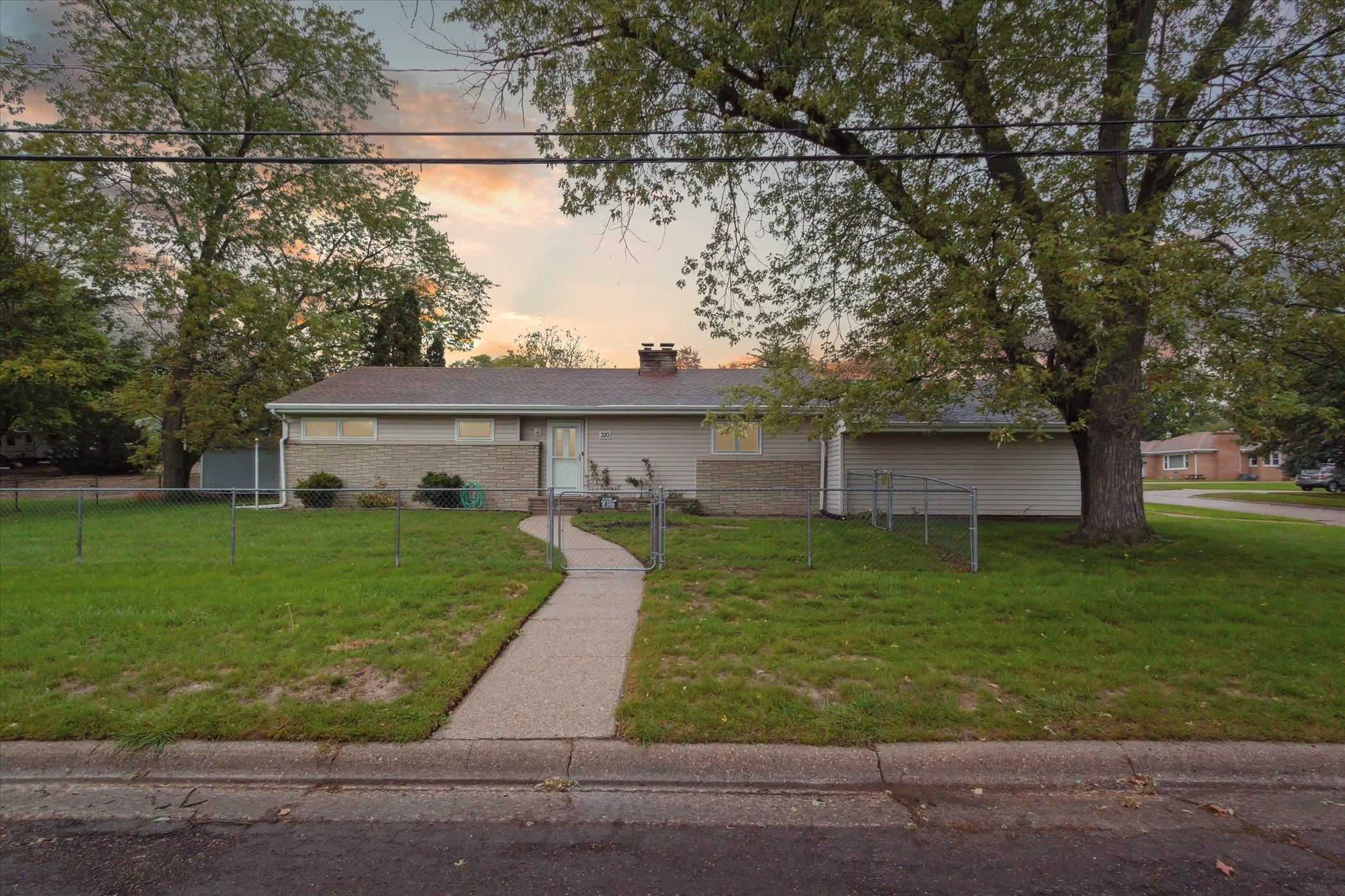 320 Cleveland Street Beloit, WI 53511 - Photo 1 of 1