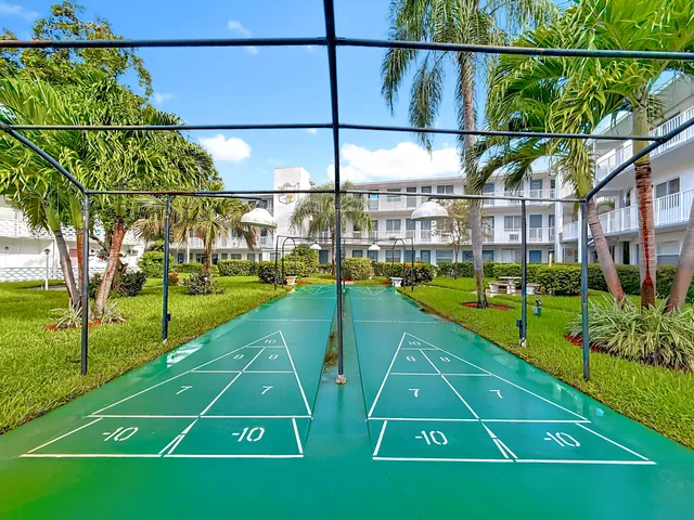 a view of an outdoor space