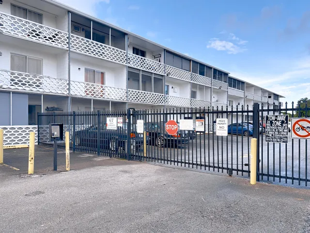a view of a dinning room with balcony