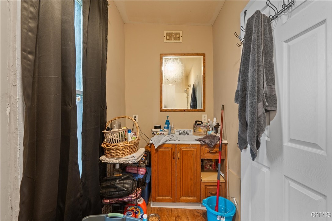 21 Elizabeth Street Auburn, NY 13021 - Photo 20 of 40