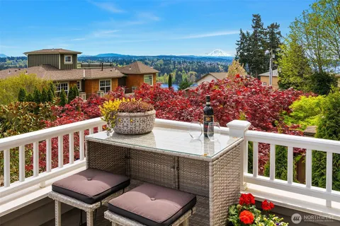 $1,595,000 | 11919 89th Place Northeast, Kirkland, WA 98034