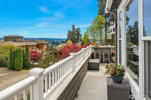 $1,595,000 | 11919 89th Place Northeast, Kirkland, WA 98034
