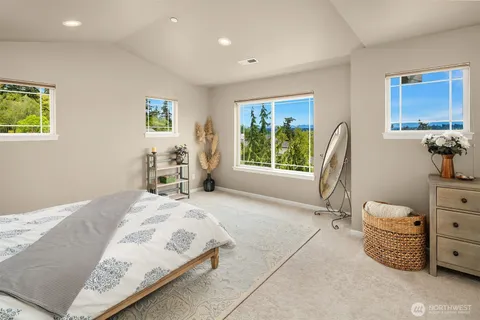 $1,595,000 | 11919 89th Place Northeast, Kirkland, WA 98034