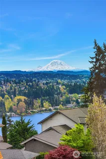$1,595,000 | 11919 89th Place Northeast, Kirkland, WA 98034