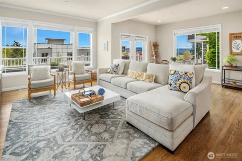 $1,595,000 | 11919 89th Place Northeast, Kirkland, WA 98034