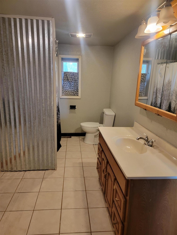 905 Fisher Road Quincy, MI 49082 - Photo 14 of 33