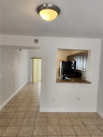 $2,000 | 4775 Southwest 62nd Avenue, Unit 102, Davie, FL 33314