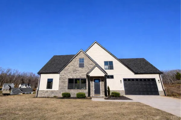 $594,900 | 1100 Live Oak Court, Forest, VA 24551