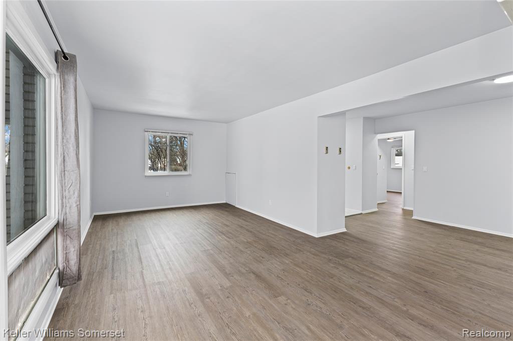 4345 Crooks Road, Unit 26 Royal Oak, MI 48073 - Photo 4 of 23 Gallery Image 4
