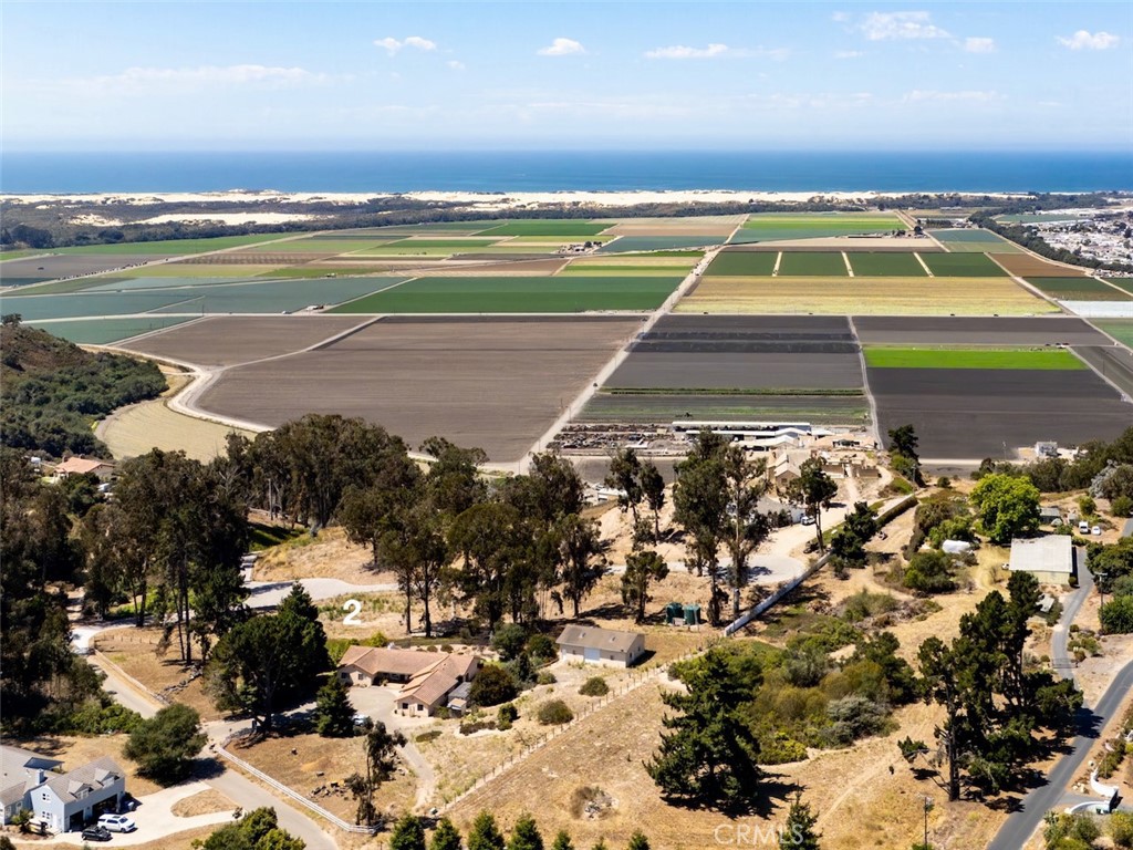 0 Castle Bluff Road Arroyo Grande, CA 93420 - Photo 19 of 36 a view of a tennis court