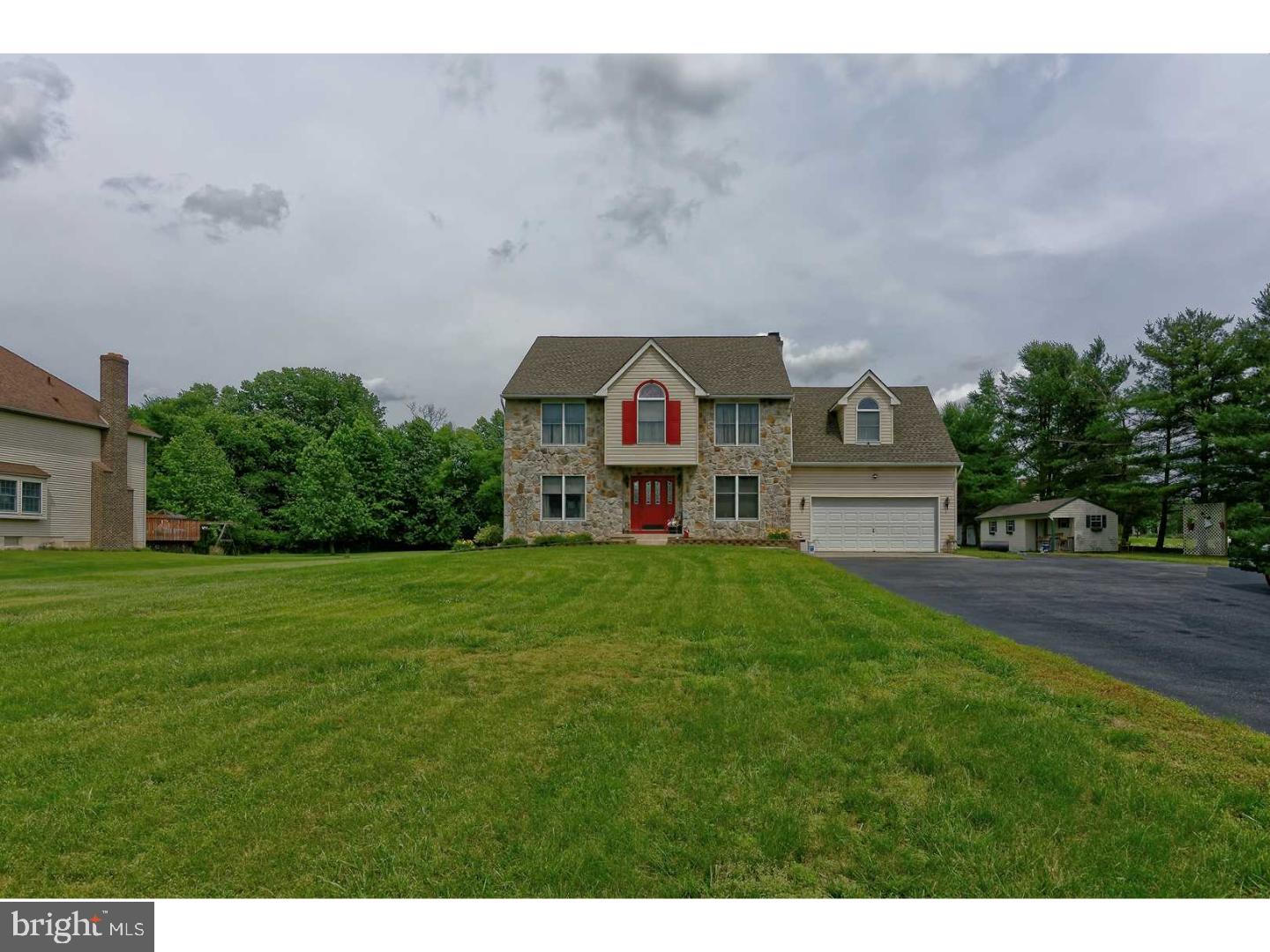 295 Garwin Road Woolwich Township, NJ 08085 - Photo 2 of 25