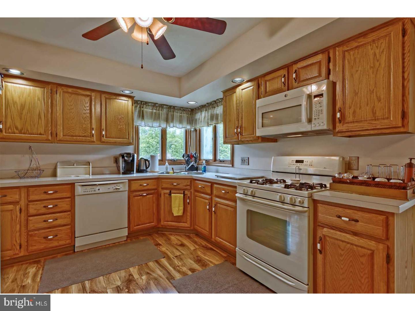 295 Garwin Road Woolwich Township, NJ 08085 - Photo 9 of 25