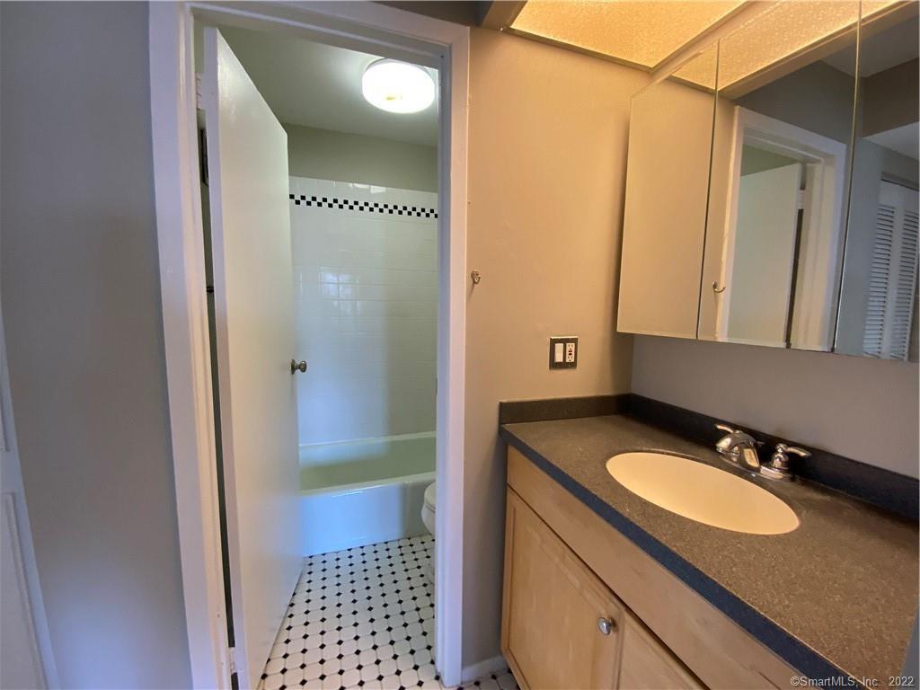 7 Redwood Lane, Unit 7 Ridgefield, CT 06877 - Photo 14 of 20