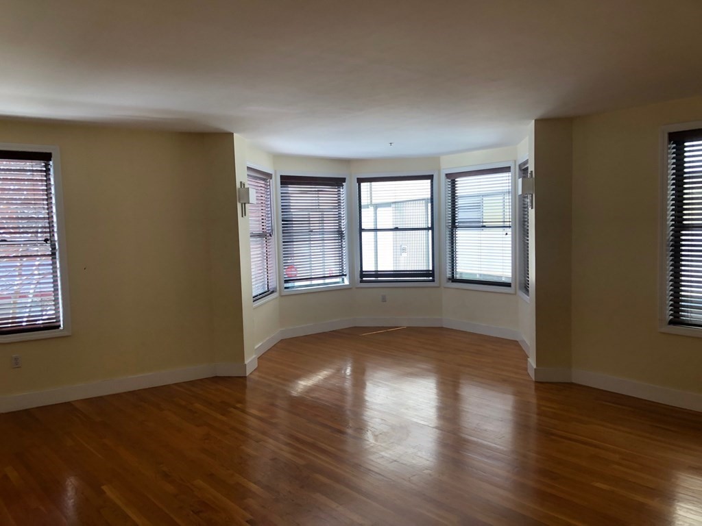 80 Broadway Street, Unit 2A Boston, MA 02116 - Photo 2 of 32