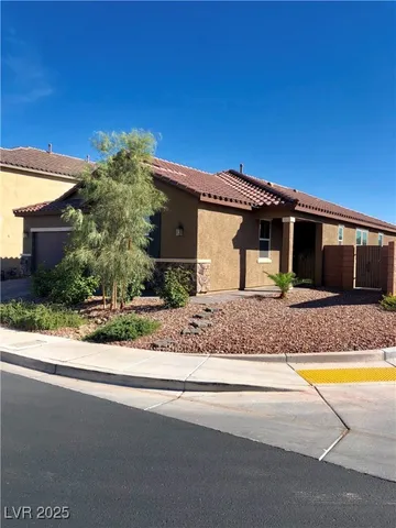 $2,300 | 9185 Valtonar Avenue, Las Vegas, NV 89148
