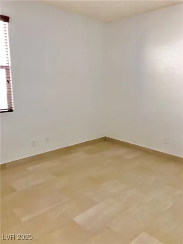 $2,300 | 9185 Valtonar Avenue, Las Vegas, NV 89148