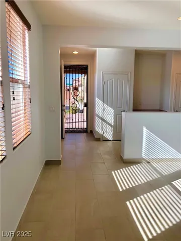 $2,300 | 9185 Valtonar Avenue, Las Vegas, NV 89148