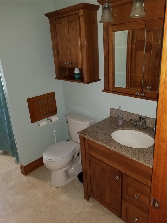 647 Weaver Hill Road Coventry, RI 02816 - Photo 12 of 27
