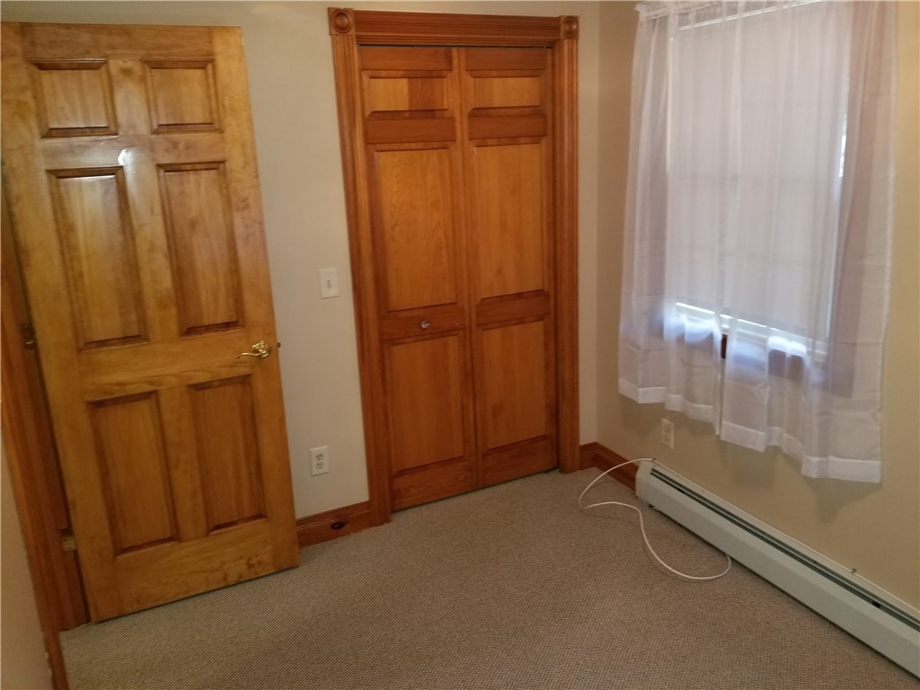647 Weaver Hill Road Coventry, RI 02816 - Photo 18 of 27