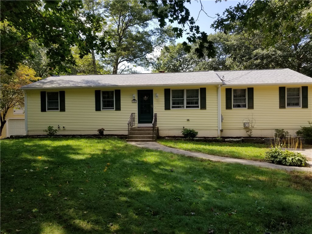 647 Weaver Hill Road Coventry, RI 02816 - Photo 3 of 27