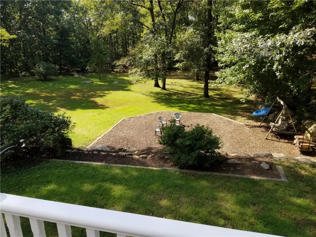 647 Weaver Hill Road Coventry, RI 02816 - Photo 5 of 27