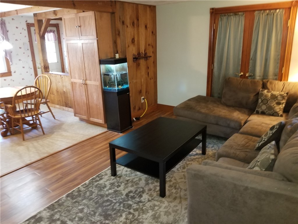 647 Weaver Hill Road Coventry, RI 02816 - Photo 8 of 27