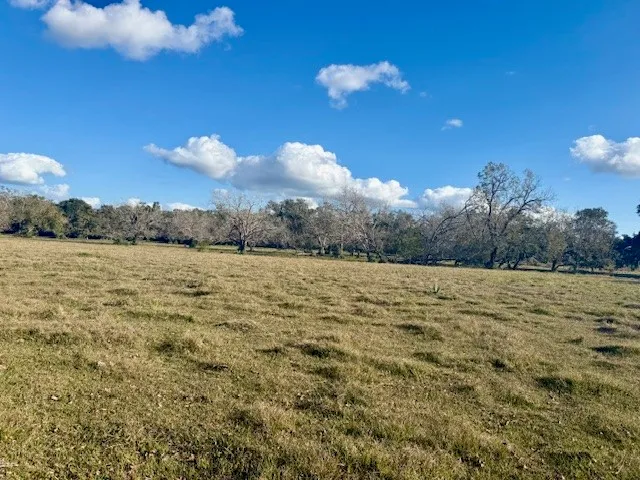 $948,000 | 2108 County Road 740, Sweeny, TX 77480