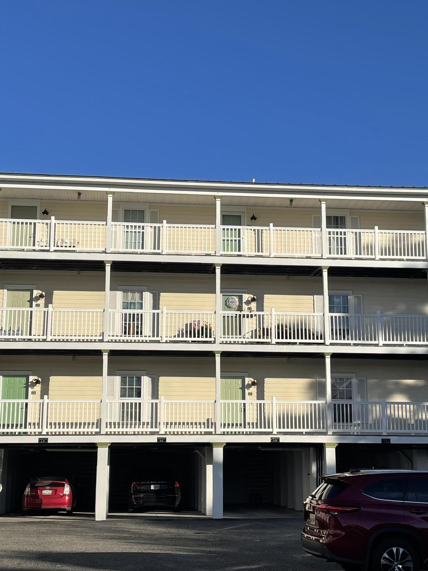 2262 Folly Road, Unit 1D Charleston, SC 29412 - Photo 3 of 3 IMG_6995