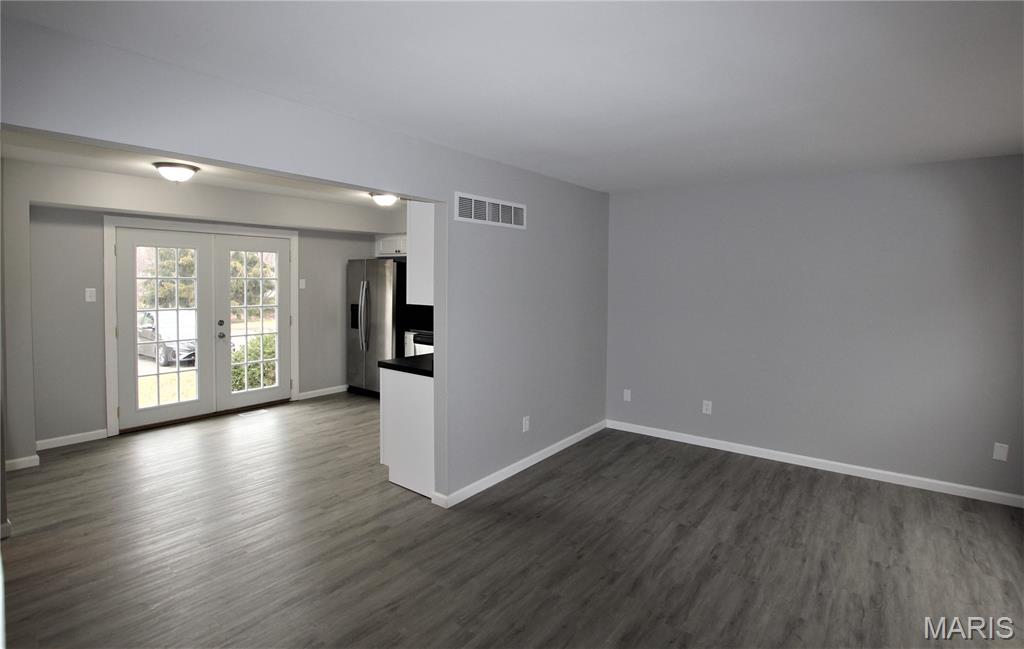 195 North Service Road, Unit C St. Peters, MO 63376 - Photo 3 of 13