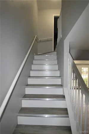 $1,700 | 195 North Service Road, Unit C, St. Peters, MO 63376