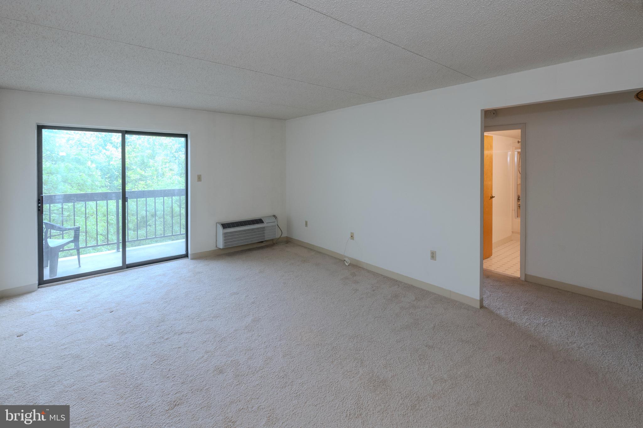 700 Avondale Road, Unit 6H Wallingford, PA 19086 - Photo 16 of 26 Family Room