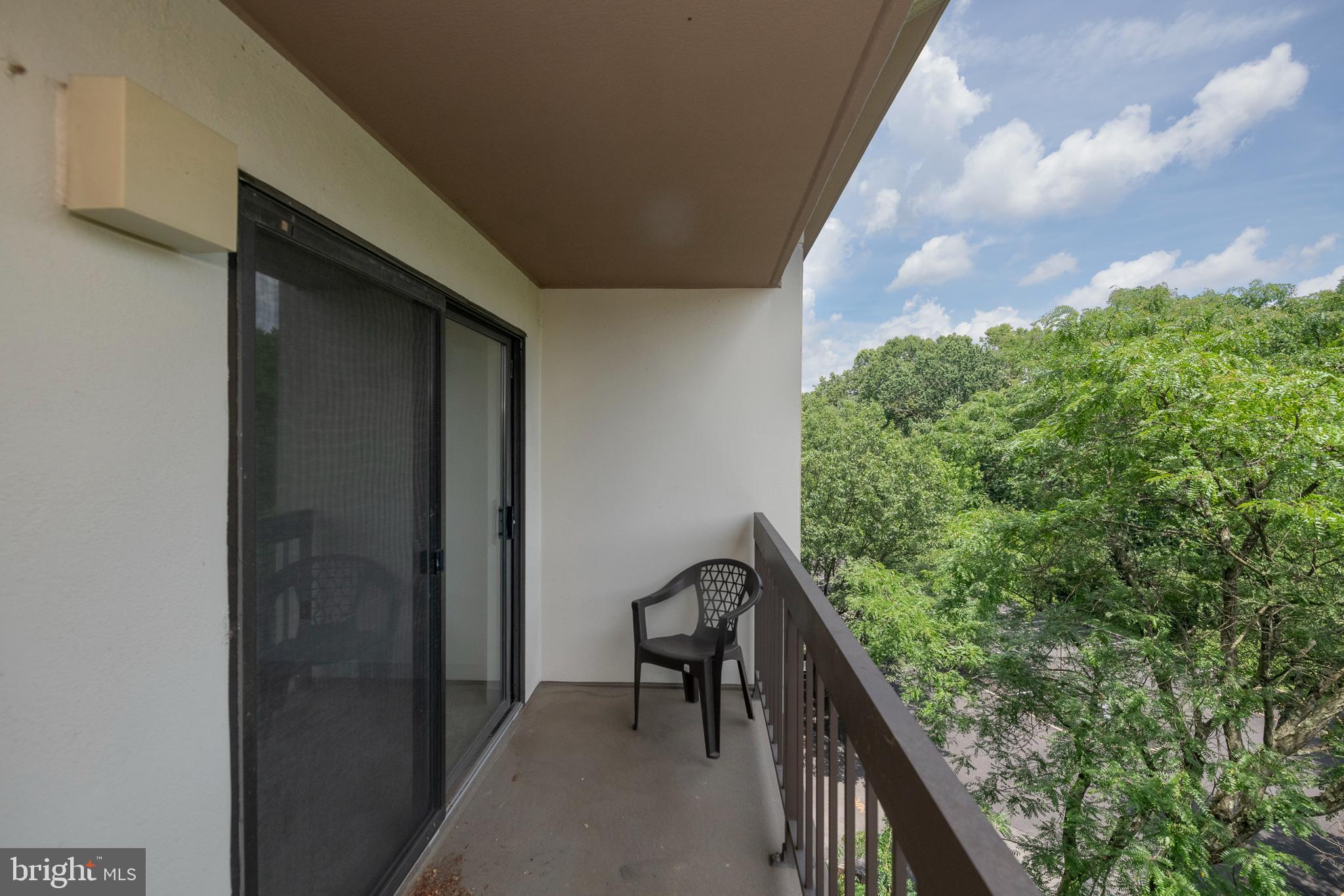 700 Avondale Road, Unit 6H Wallingford, PA 19086 - Photo 22 of 26 Patio