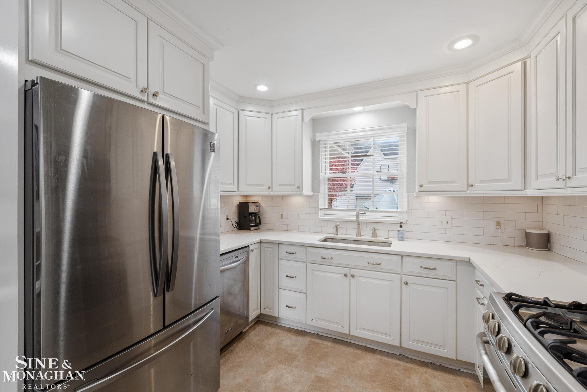 258 Merriweather Road Grosse Pointe Farms, MI 48236 - Photo 23 of 52 Gallery Image 23