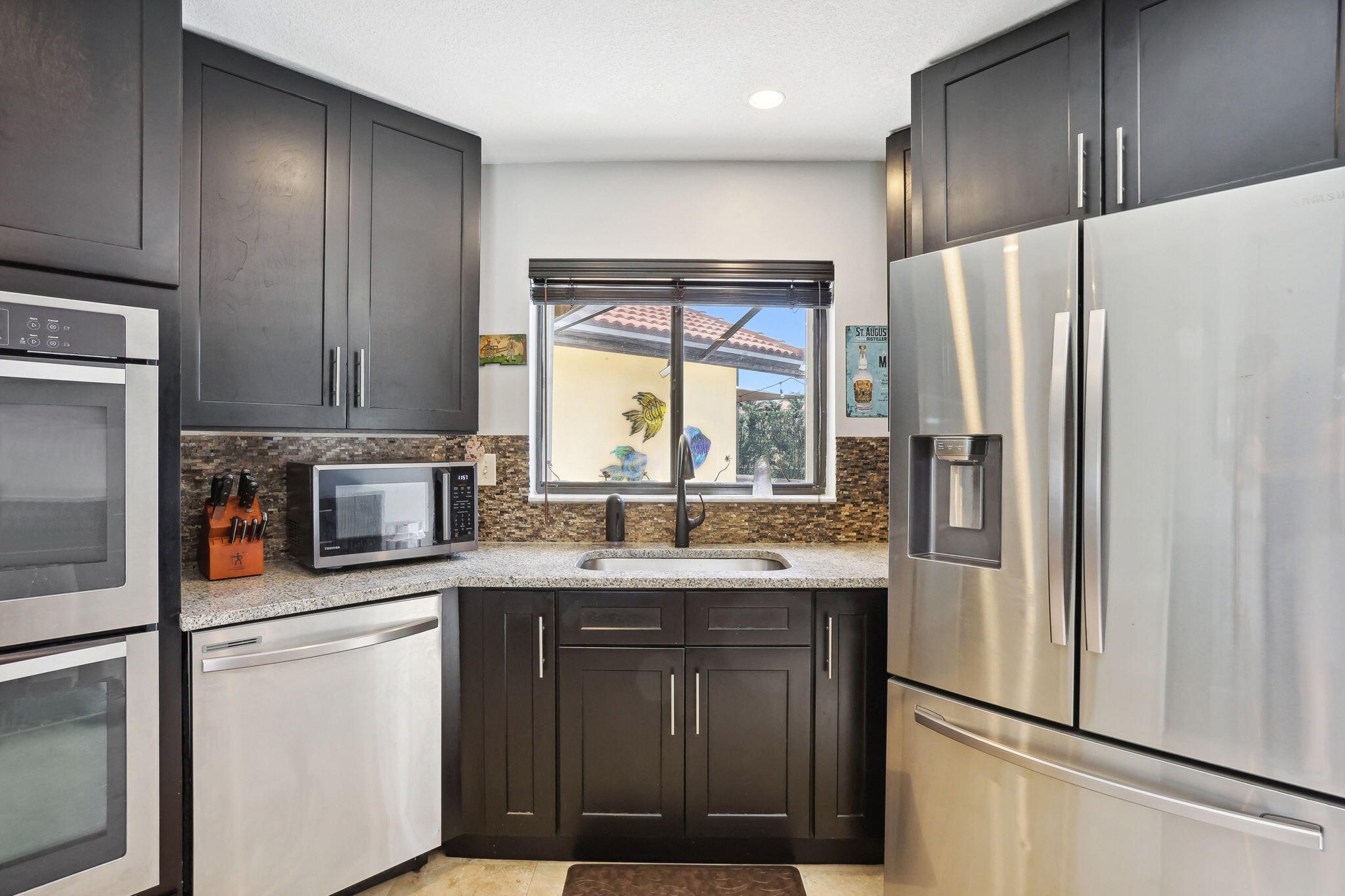 6330 Sweet Maple Lane Boca Raton, FL 33433 - Photo 5 of 40 kitchen3