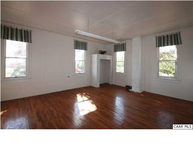 4805 Orange Road Aroda, VA 22709 - Photo 9 of 12 a room with hardwood floor and window