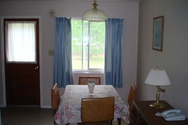 511 Clayton Road Schenectady, NY 12304 - Photo 3 of 5 Photo 3