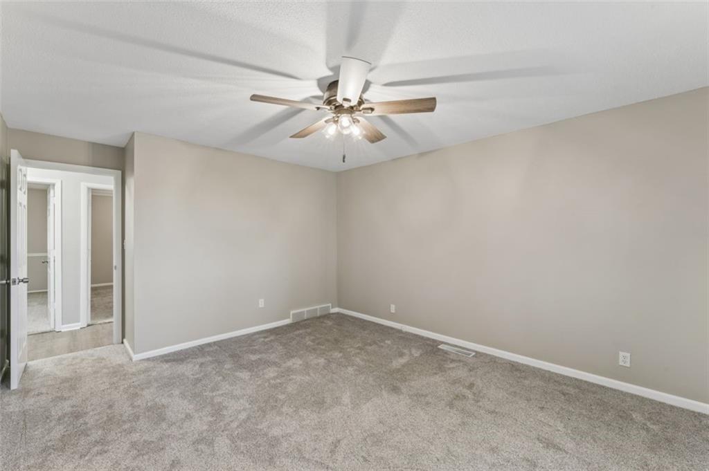 18611 East Salisbury Road Independence, MO 64056 - Photo 32 of 77