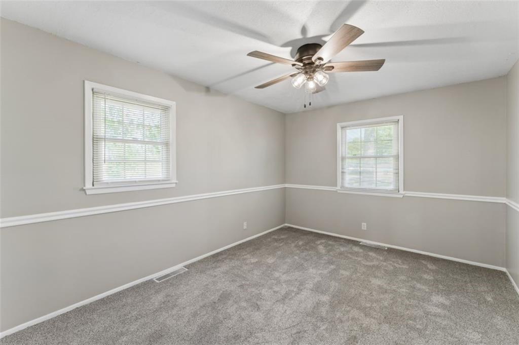 18611 East Salisbury Road Independence, MO 64056 - Photo 34 of 77