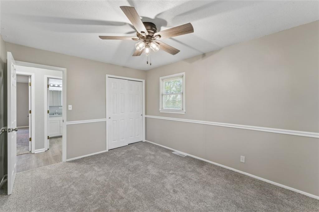 18611 East Salisbury Road Independence, MO 64056 - Photo 36 of 77