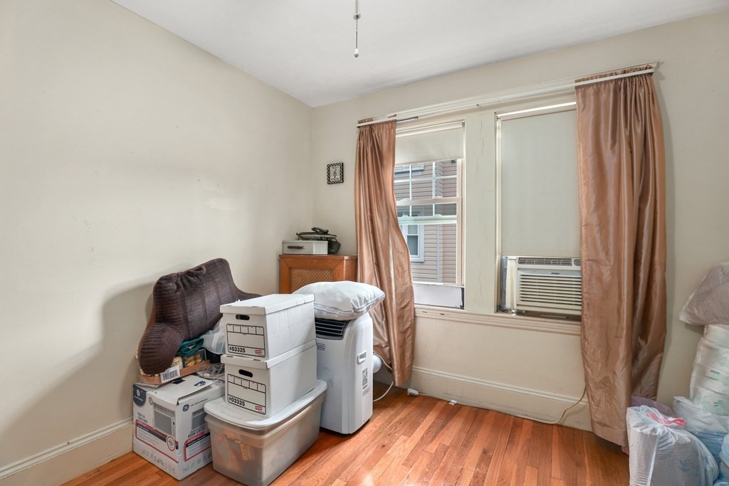 10 Windsor Road Quincy, MA 02171 - Photo 16 of 37 Gallery Image 16