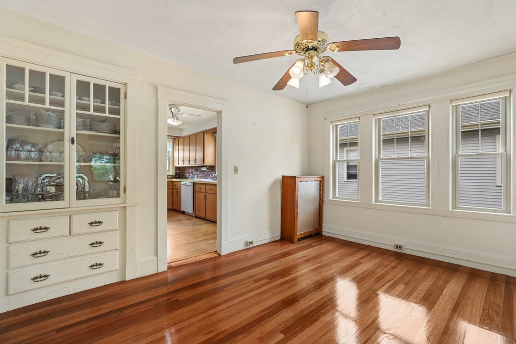 10 Windsor Road Quincy, MA 02171 - Photo 24 of 37 Gallery Image 24