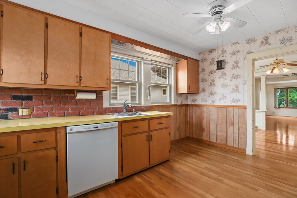 10 Windsor Road Quincy, MA 02171 - Photo 27 of 37 Gallery Image 27