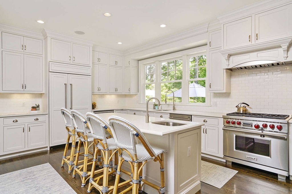 14 Tavern Lane Lexington, MA 02421 - Photo 8 of 30 Gallery Image 8