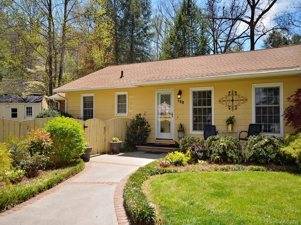 198 Highland Road Waynesville, NC 28786 - Photo 2 of 24 Gallery Image 2